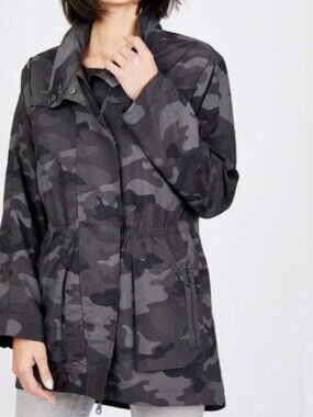 Tart Collection Gray and Black Camo Rain Jacket - Women's X Large